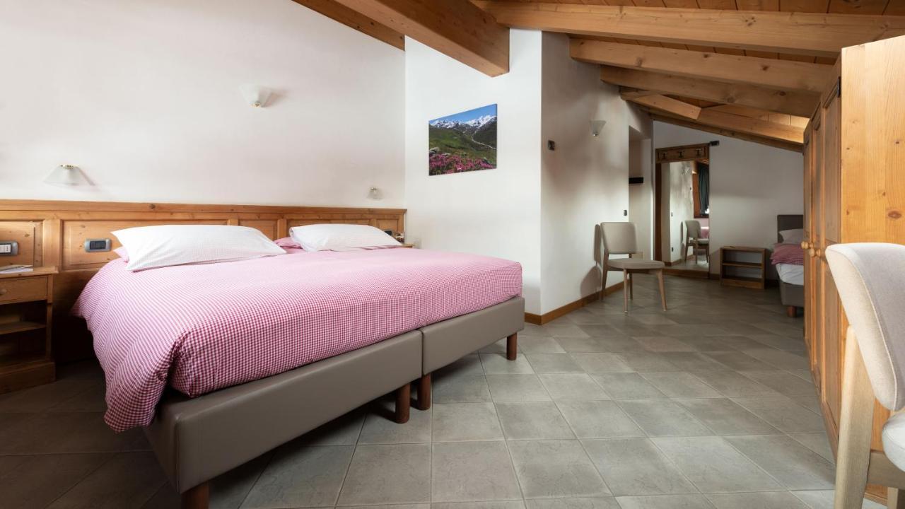 Hotel Compagnoni Санта Катерина Валфурва Екстериор снимка