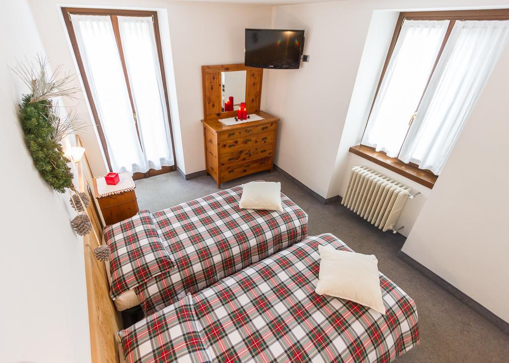 Hotel Compagnoni Санта Катерина Валфурва Екстериор снимка