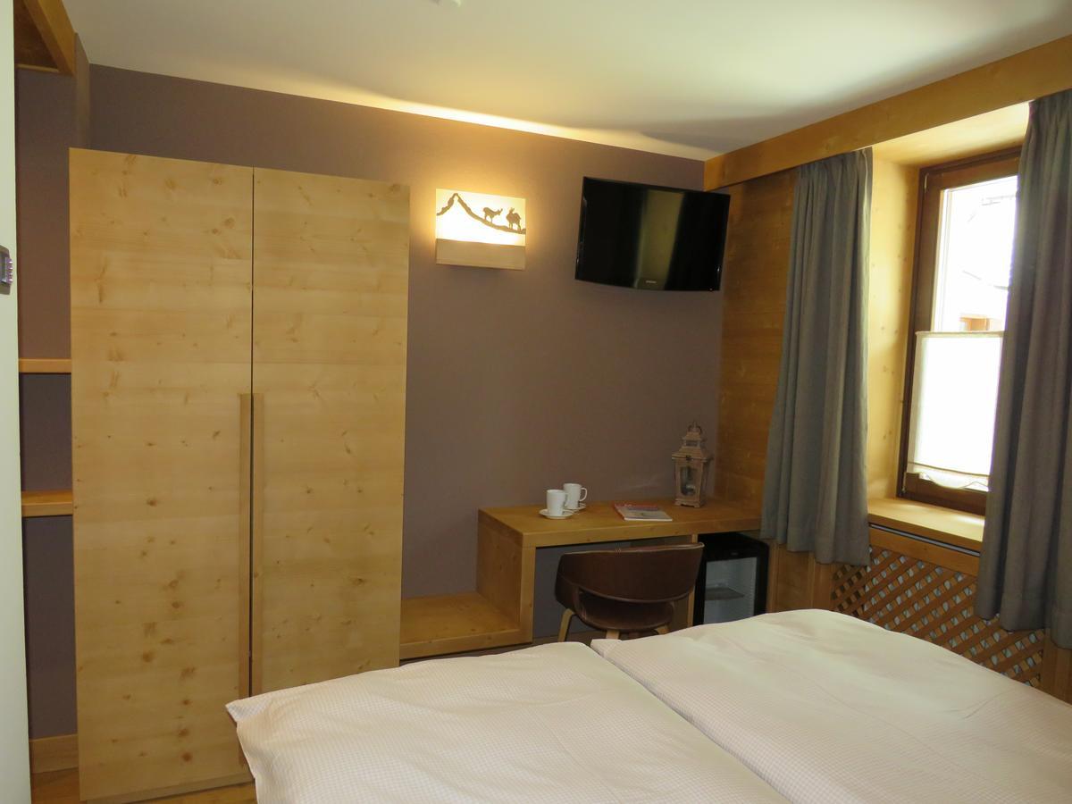 Hotel Compagnoni Санта Катерина Валфурва Екстериор снимка